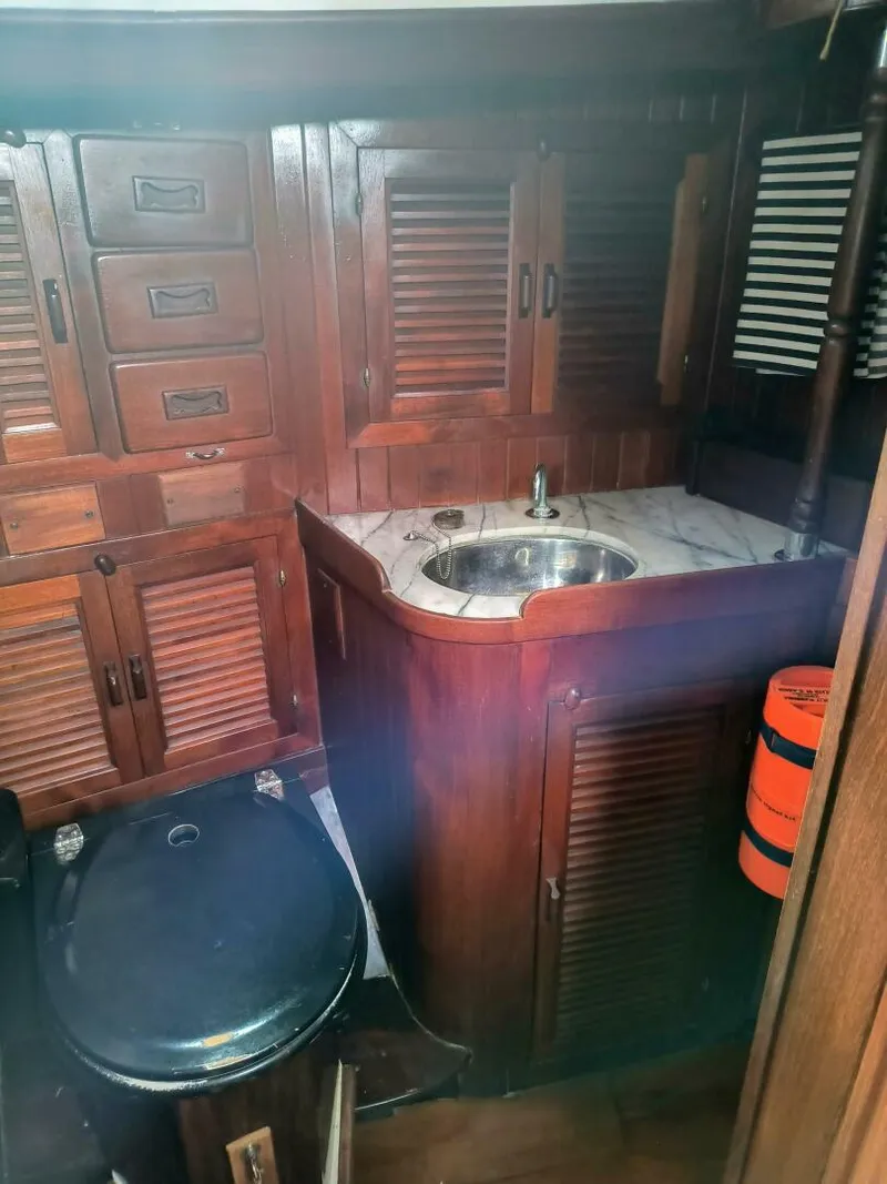 Slide: The Image of Ta Shing Baba 35 1980 - 5488544