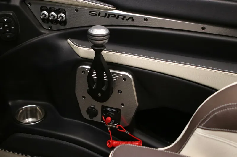 Slide: The Image of Supra SR400 2018 - 5596477