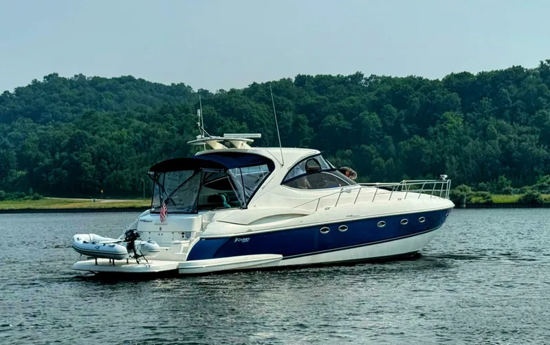 Slide: The Image of Cruisers Yachts 540 Express 2005 - 5488582