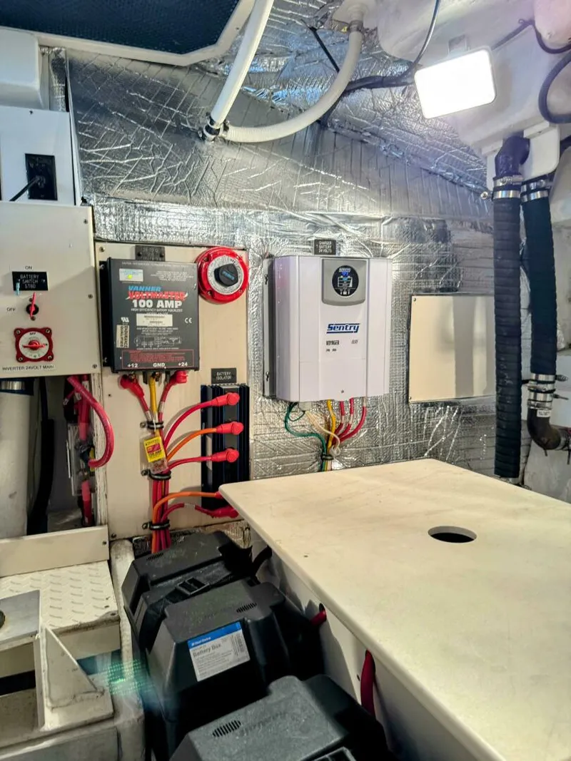 Slide: The Image of Cruisers Yachts 540 Express 2005 - 5488660