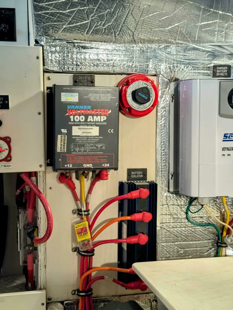 Slide: The Image of Cruisers Yachts 540 Express 2005 - 5488665