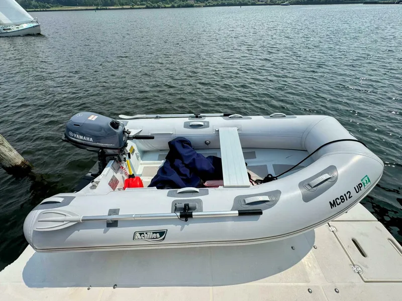 Slide: The Image of Cruisers Yachts 540 Express 2005 - 5488674