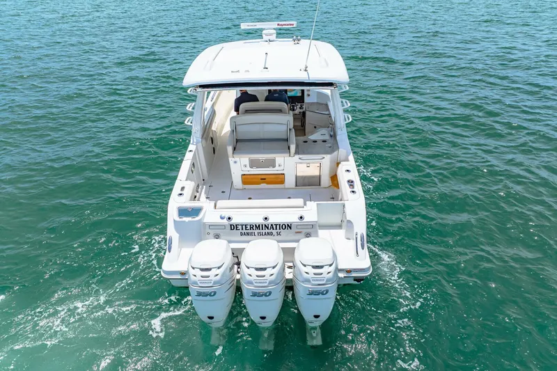 Slide: The Image of Boston Whaler 350 Realm 2019 - 5488929