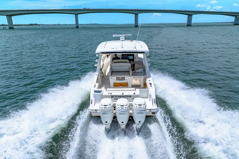 Slide: The Image of Boston Whaler 350 Realm 2019 - 5488981