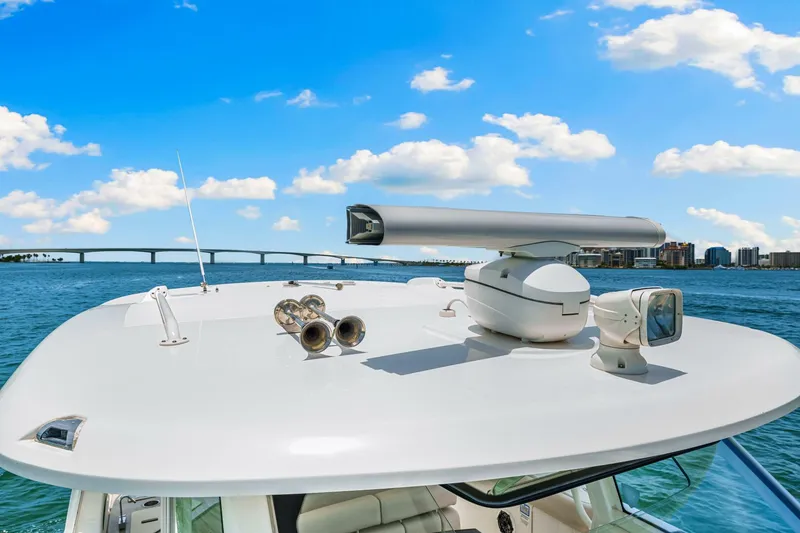 Slide: The Image of Boston Whaler 350 Realm 2019 - 5489014