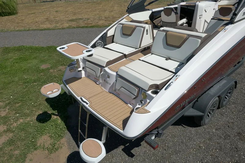 Slide: The Image of Yamaha 252S 2023 - 5524693