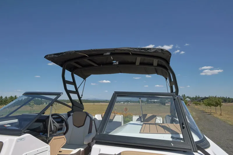 Slide: The Image of Yamaha 252S 2023 - 5524805