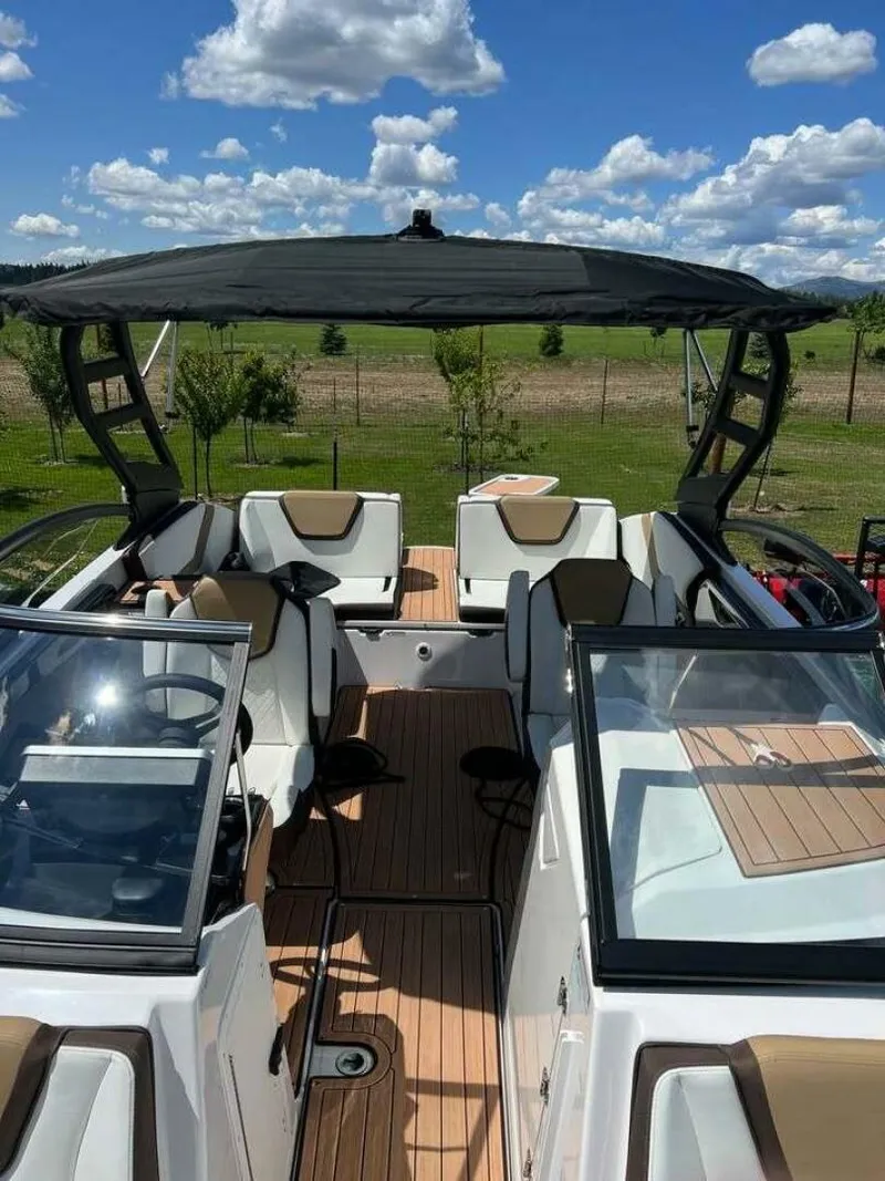 Slide: The Image of Yamaha 252S 2023 - 5498682