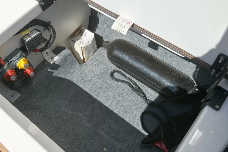 Slide: The Image of Yamaha 252S 2023 - 5524826