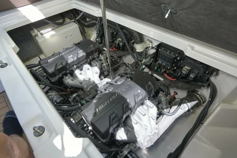 Slide: The Image of Yamaha 252S 2023 - 5524850