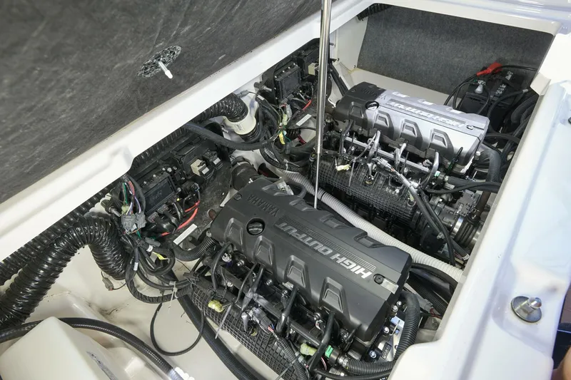 Slide: The Image of Yamaha 252S 2023 - 5524855