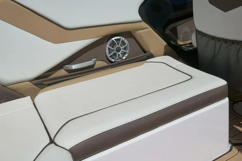 Slide: The Image of Yamaha 252S 2023 - 5524869