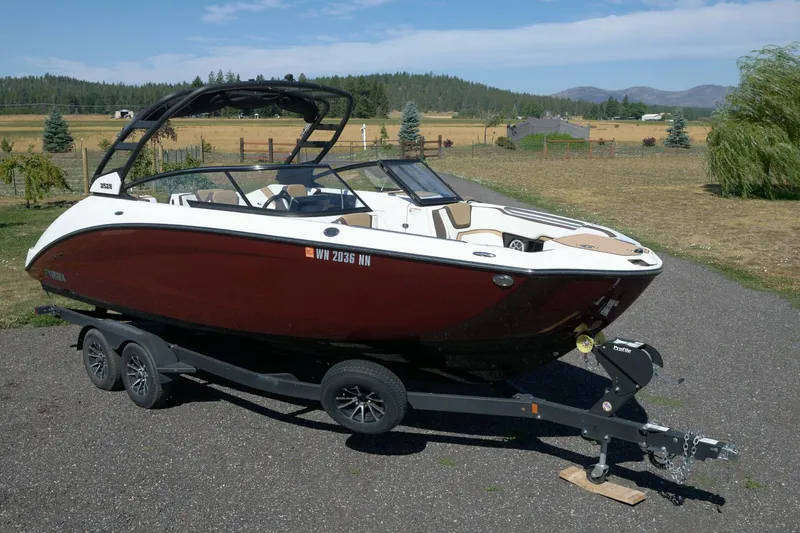 Slide: The Image of Yamaha 252S 2023 - 5524259