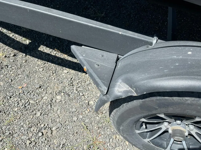 Slide: The Image of Yamaha 252S 2023 - 5525161