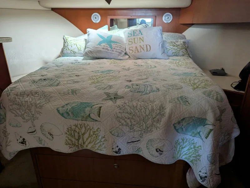 Slide: The Image of Luhrs 36 Convertible 2005 - 5528140