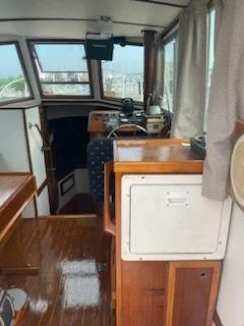 Slide: The Image of Cape Dory 28 Flybridge 1990 - 5489282