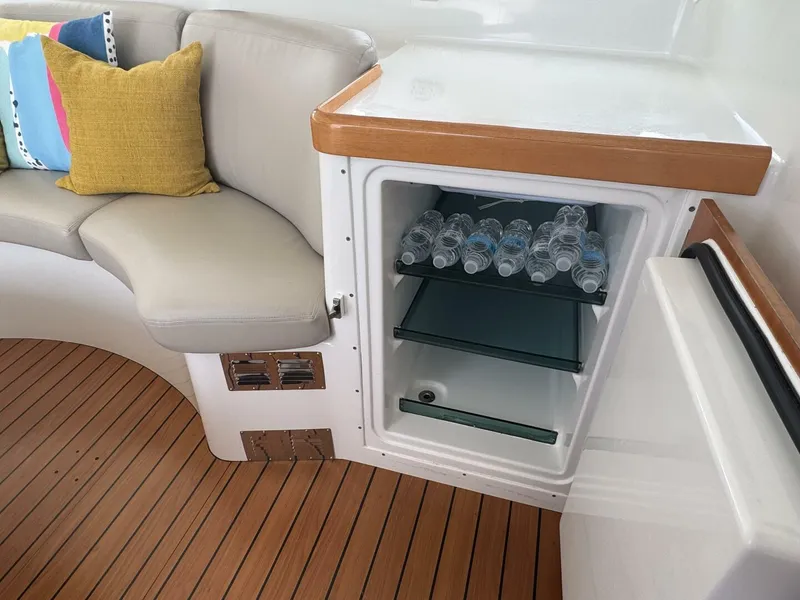 Slide: The Image of Lagoon 380 2000 - 5489736