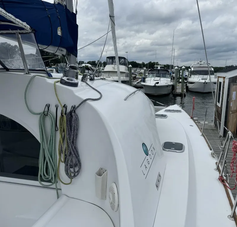 Slide: The Image of Lagoon 380 2000 - 5489723