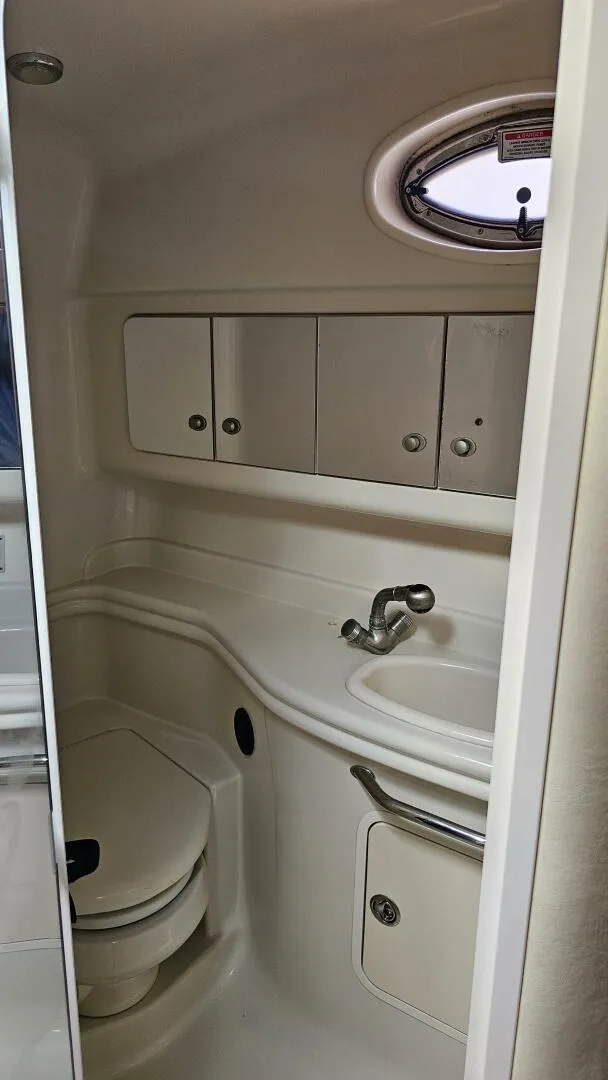 Slide: The Image of Sea Ray 34 2007 - 5489964