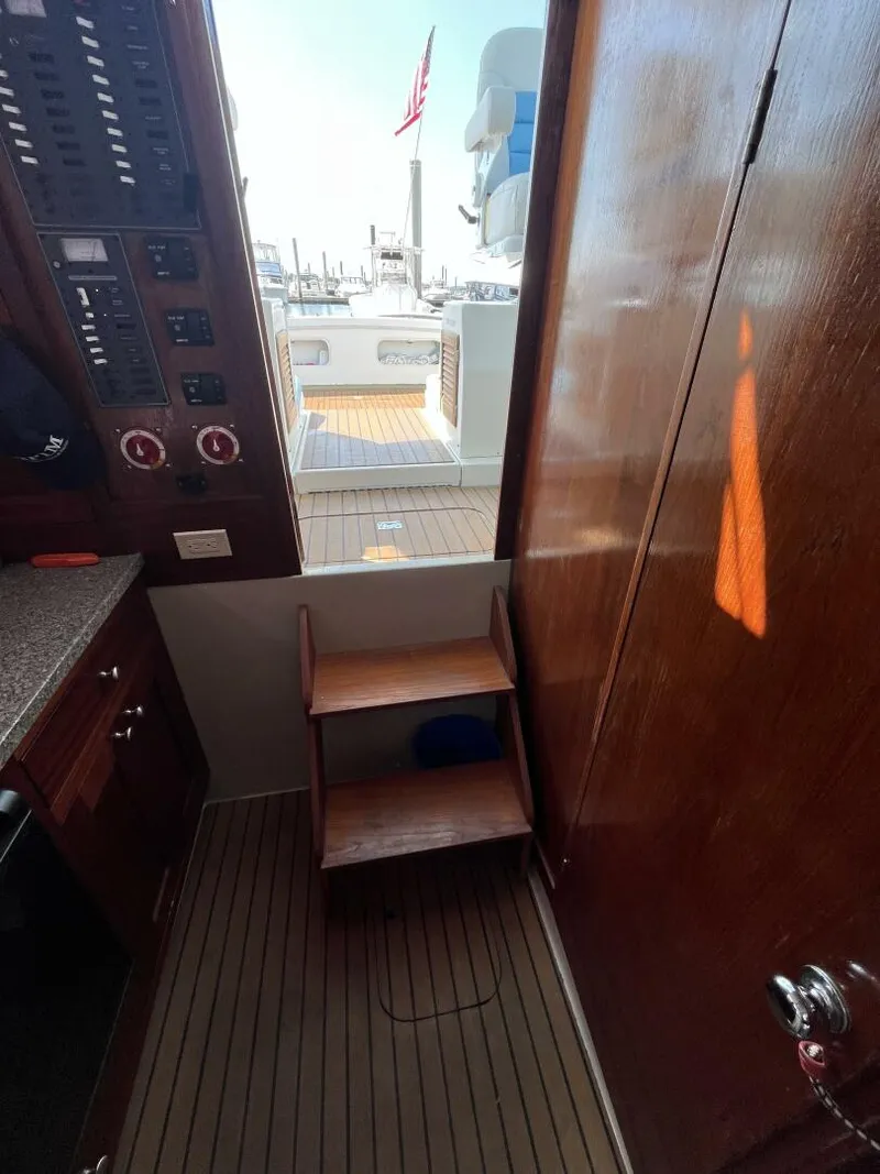 Slide: The Image of Uniflite 28' Salty Dog 1976 - 5489901