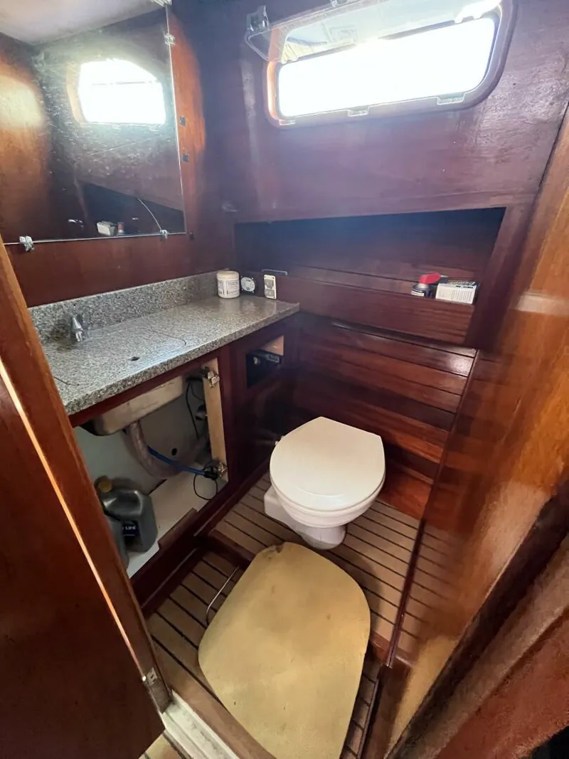 Slide: The Image of Uniflite 28' Salty Dog 1976 - 5489912