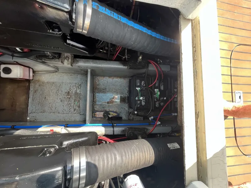 Slide: The Image of Uniflite 28' Salty Dog 1976 - 5489931