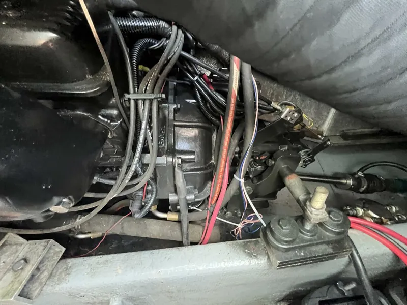 Slide: The Image of Uniflite 28' Salty Dog 1976 - 5489936