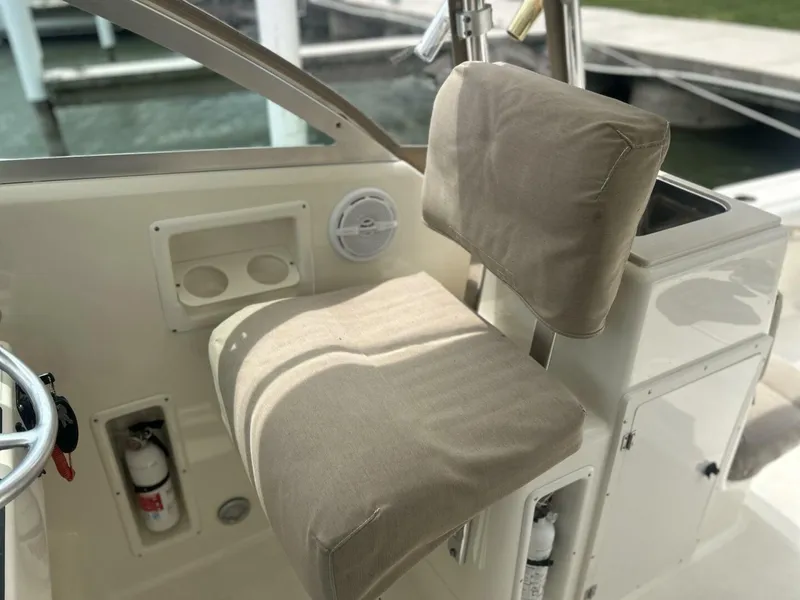 Slide: The Image of Pursuit 30 2003 - 5490042