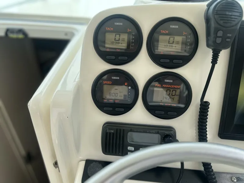 Slide: The Image of Pursuit 30 2003 - 5490076