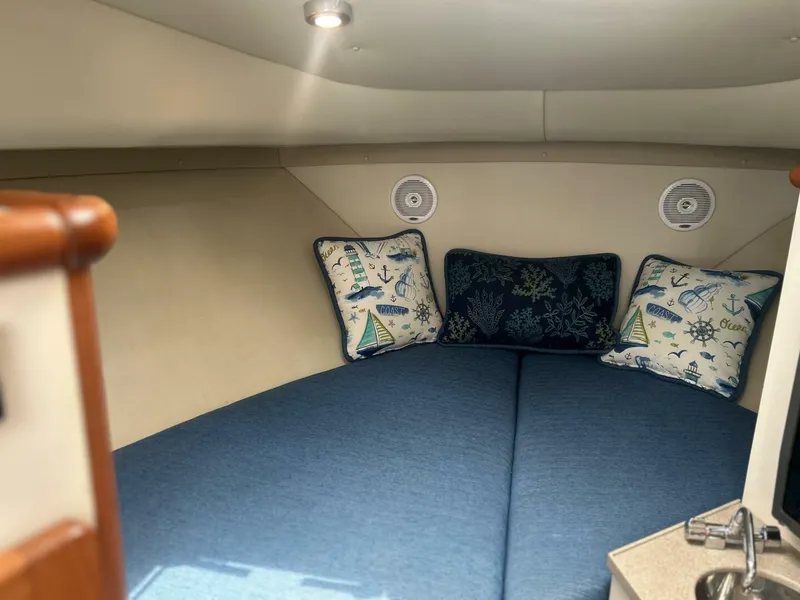 Slide: The Image of Pursuit 30 2003 - 5490056