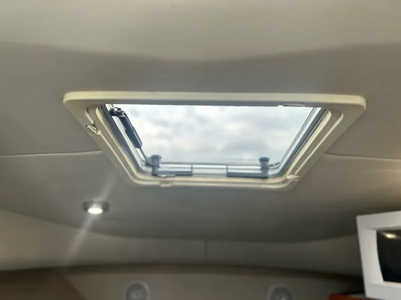 Slide: The Image of Pursuit 30 2003 - 5490057