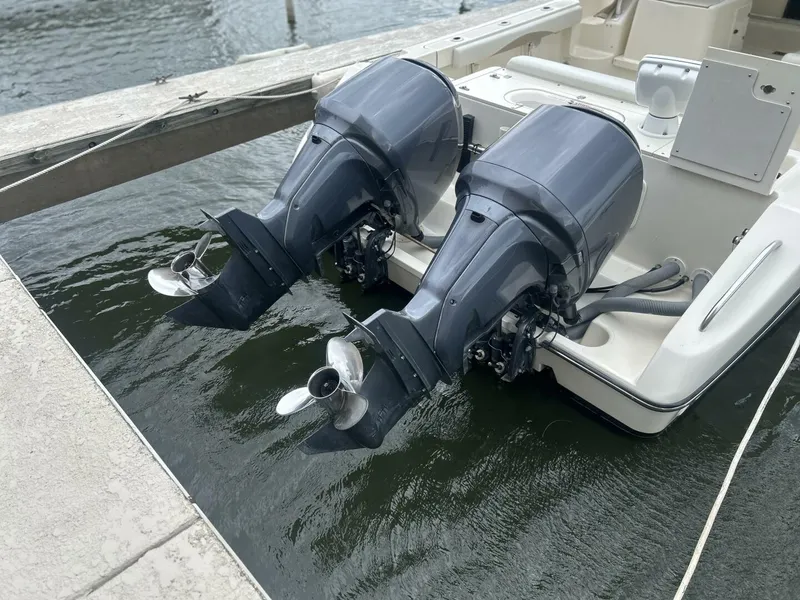 Slide: The Image of Pursuit 30 2003 - 5490095