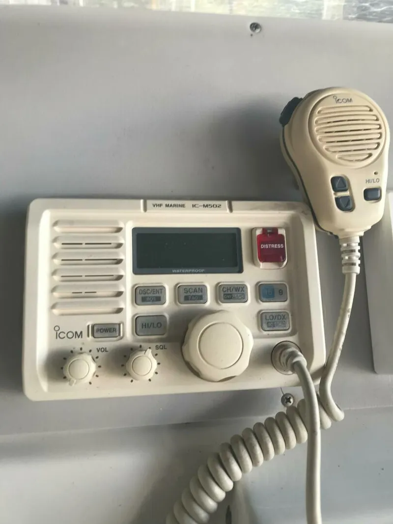 Slide: The Image of 34 ft Mainship - Helm Marine Radio - 5490422