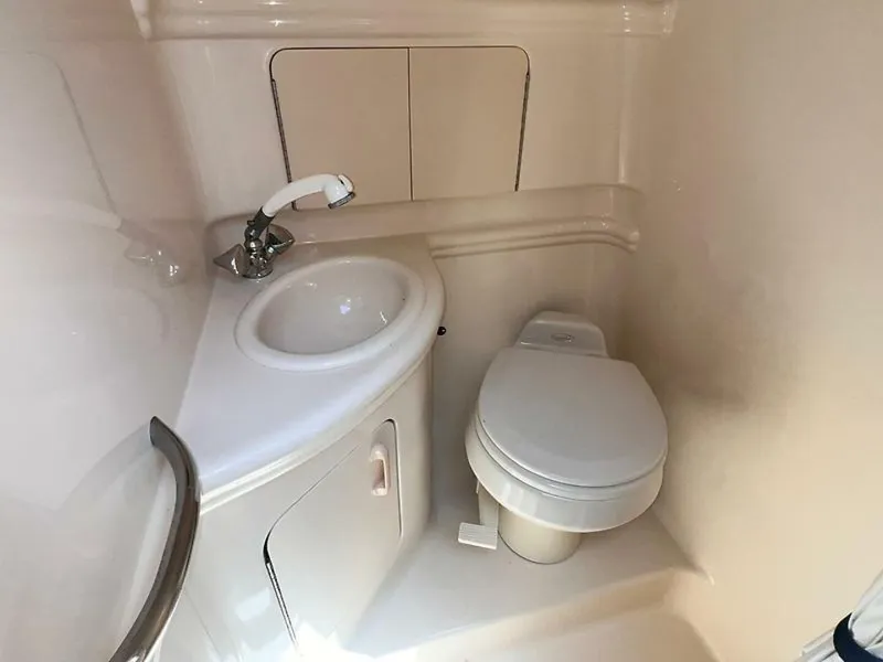 Slide: The Image of 0005262040 - 5490351