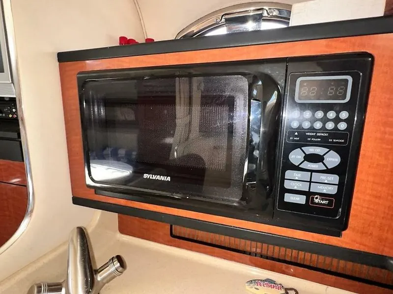 Slide: The Image of 0005262208 - 5490359