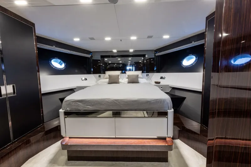 Slide: The Image of Riva Folgore 2021 - 5490613