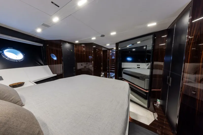 Slide: The Image of Riva Folgore 2021 - 5490614