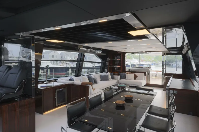 Slide: The Image of Riva Folgore 2021 - 5490620