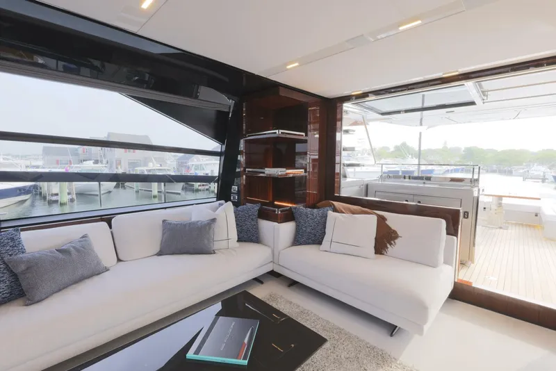 Slide: The Image of Riva Folgore 2021 - 5490625