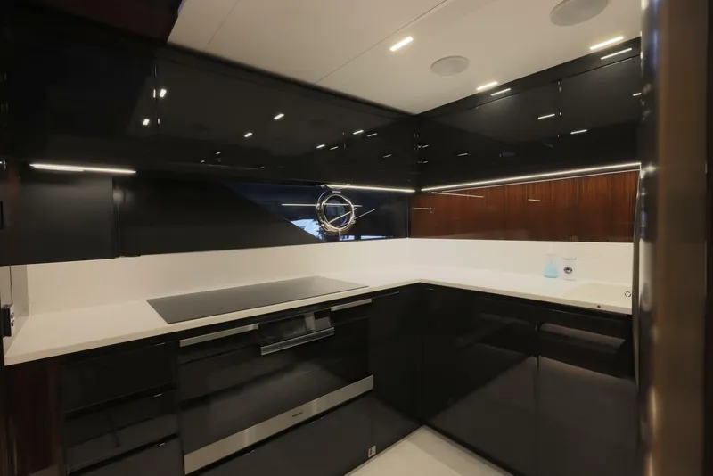 Slide: The Image of Riva Folgore 2021 - 5490629