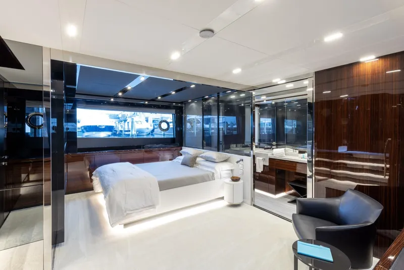 Slide: The Image of Riva Folgore 2021 - 5490609