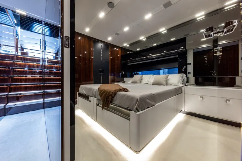 Slide: The Image of Riva Folgore 2021 - 5490611