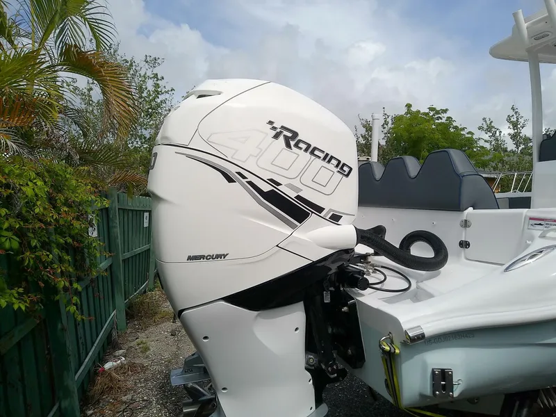 Slide: The Image of Glasstream 328 SCX 2025 - 5490843