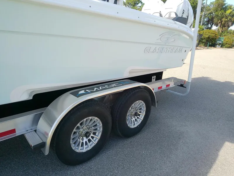 Slide: The Image of Glasstream 328 SCX 2025 - 5500494