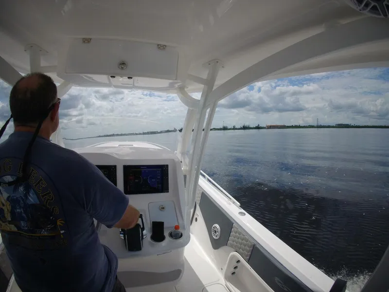 Slide: The Image of Glasstream 328 SCX 2025 - 5500526