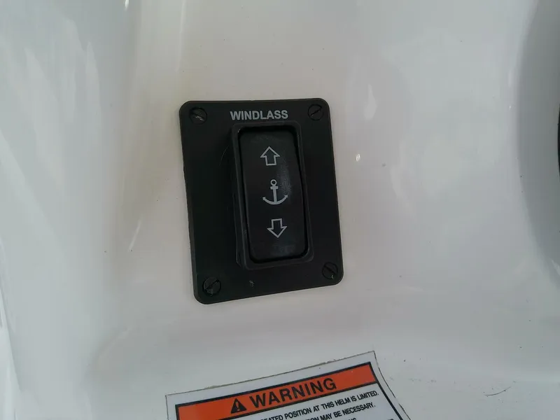 Slide: The Image of Glasstream 328 SCX 2025 - 5490856