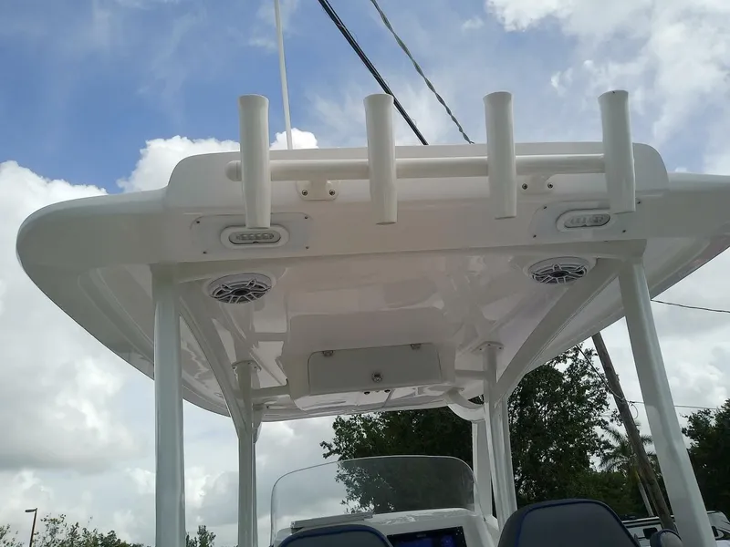 Slide: The Image of Glasstream 328 SCX 2025 - 5490865