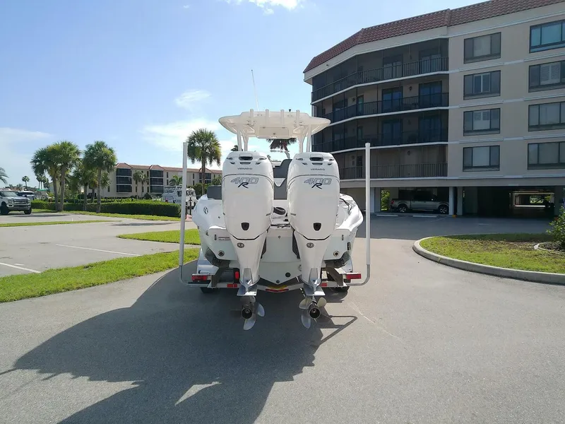 Slide: The Image of Glasstream 328 SCX 2025 - 5500496