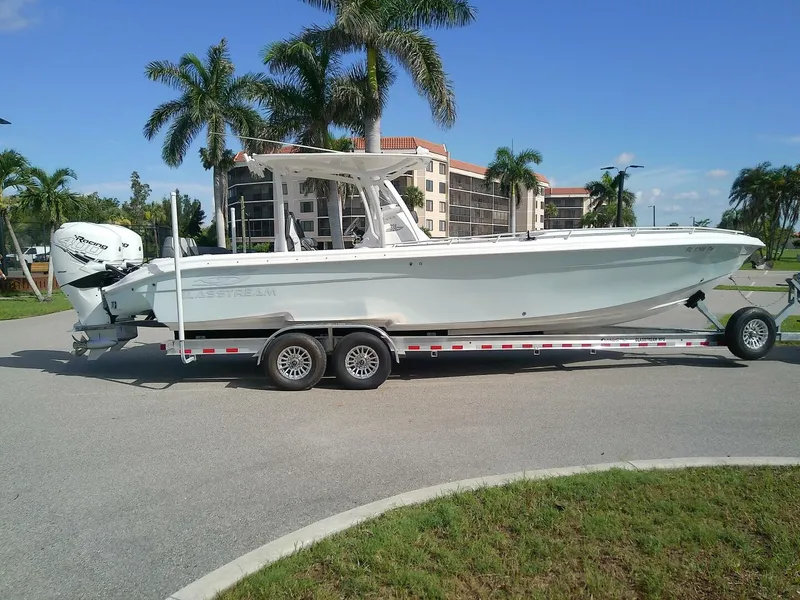 Slide: The Image of Glasstream 328 SCX 2025 - 5500500