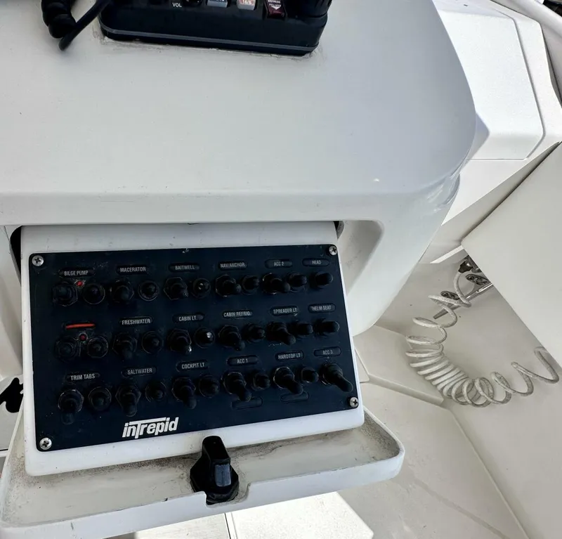 Slide: The Image of Intrepid 370 Cuddy 2007 - 5491390